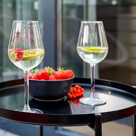 W&k Balance - Klimatyzacja, Faktura Vat, Parking Pod Budynkiem, Szybkie Wi-fi * 코잘린